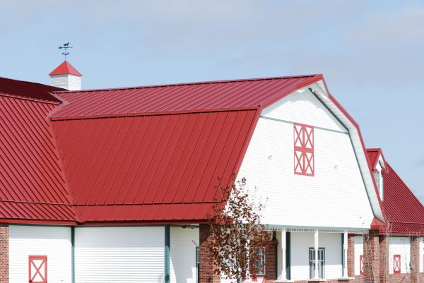 Barn Roof Installation in Glastonbury