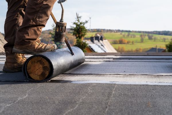 Flat Roof Tar Repair in Glastonbury