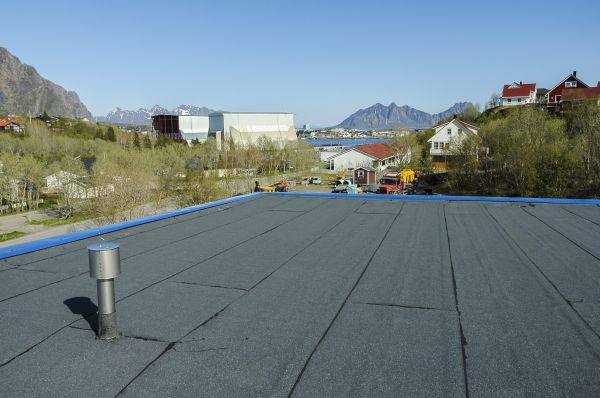 Single Ply Roof Replacement in Glastonbury